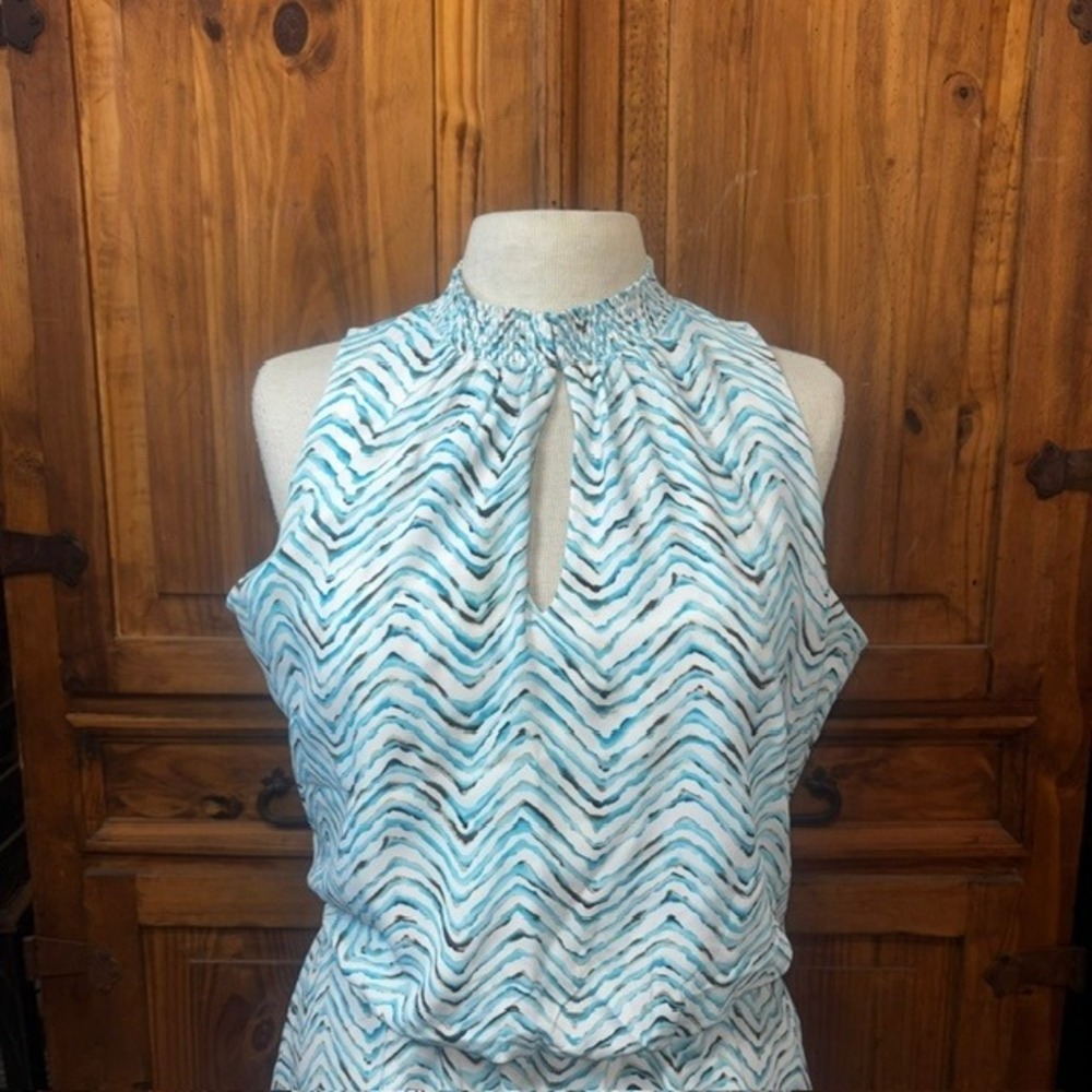 White House Black Market Blue Chevron Smocked Halter Keyhole Mini Dress Small - Picture 3 of 7